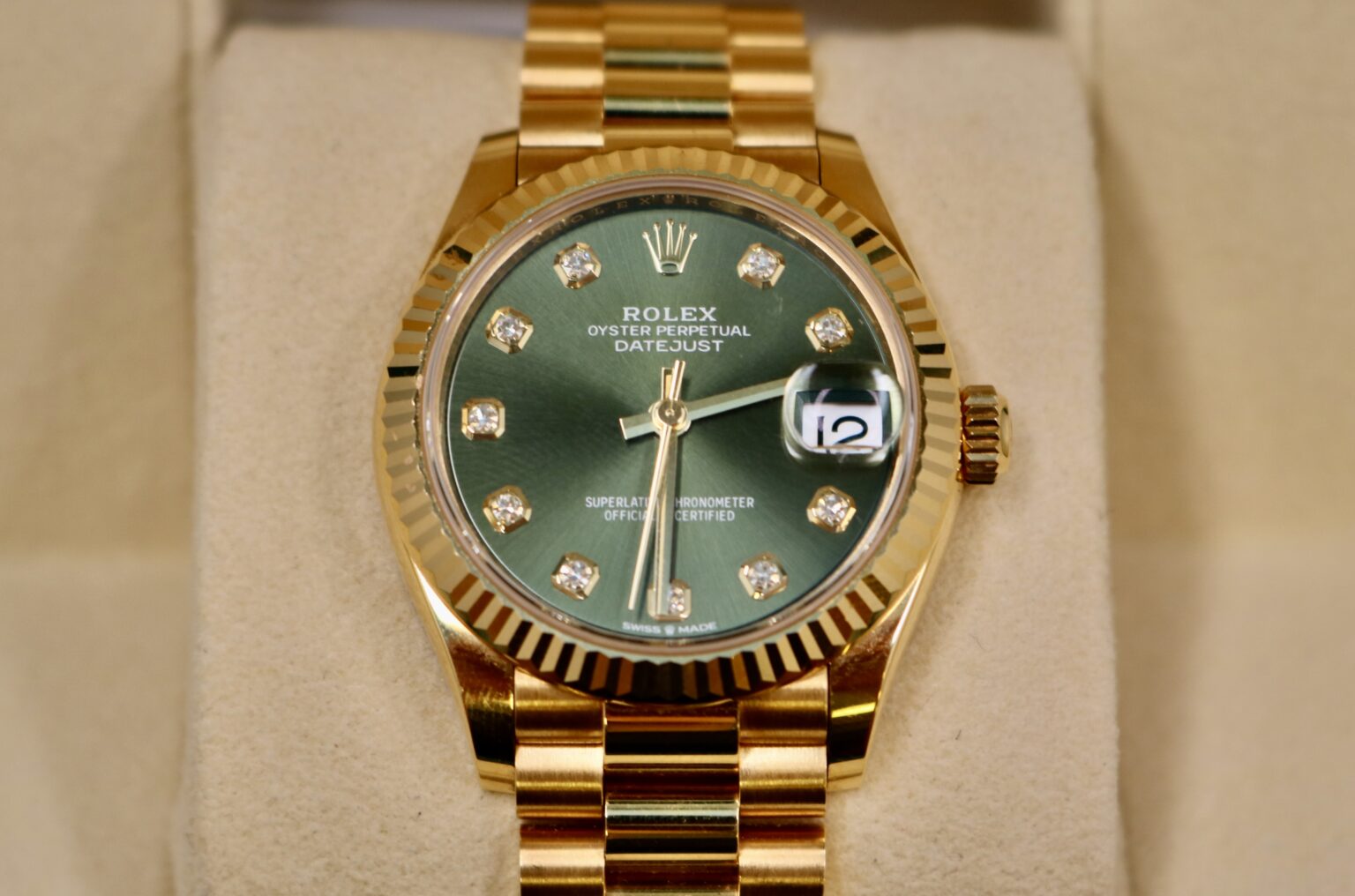 Rolex 18k 31mm Ladies Presidential green face