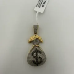 Pendant 1 - Sam Pendant 1 - Sam